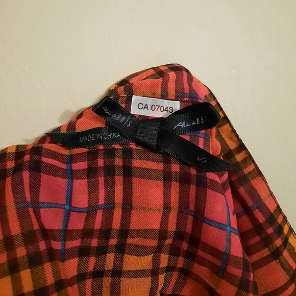 Button Down Tie-Front Plaid Shirt Blouse Size S - Picture 5 of 7